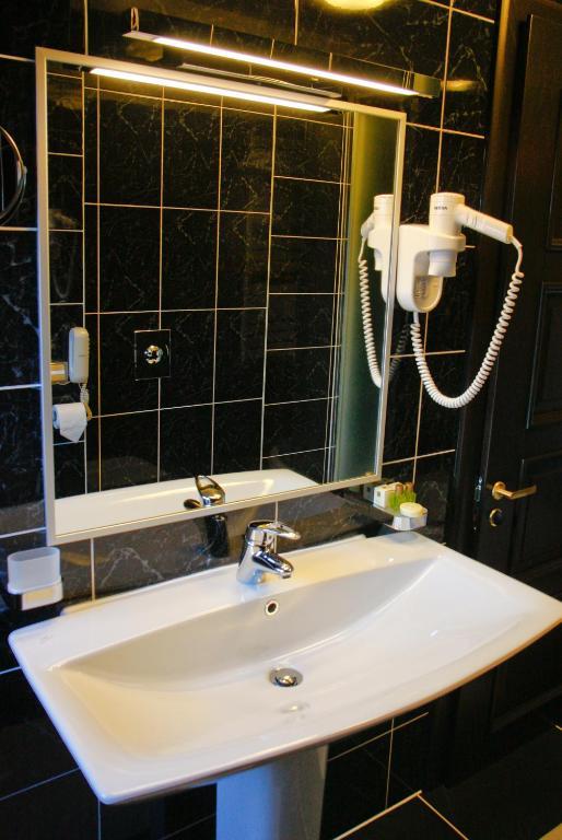 Hotel Anna Junior Тыргу-Жиу Номер фото